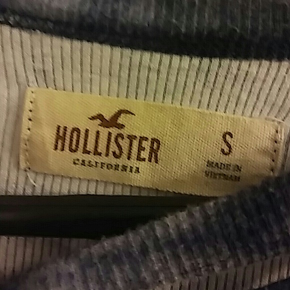 Hollister tye-dye ls - Picture 2 of 3